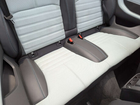 Land Rover Range Rover Evoque 2.0 Range Rover Evoque HSE Dynamic Luxury Si4 Auto 4WD 2dr 63