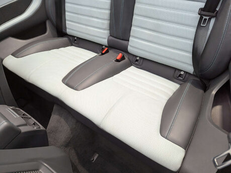 Land Rover Range Rover Evoque 2.0 Range Rover Evoque HSE Dynamic Luxury Si4 Auto 4WD 2dr 67