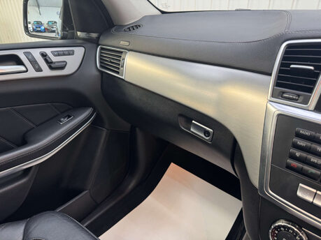 Mercedes-Benz GL Class 3.0 GL350 V6 BlueTEC AMG Sport G-Tronic+ 4WD Euro 6 (s/s) 5dr 87