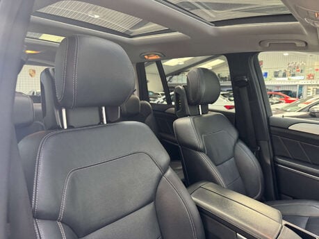 Mercedes-Benz GL Class 3.0 GL350 V6 BlueTEC AMG Sport G-Tronic+ 4WD Euro 6 (s/s) 5dr 51