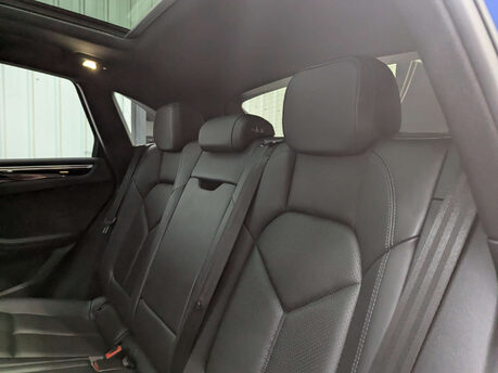 Porsche Macan 3.0 Macan S Semi-Auto 4WD 5dr 70