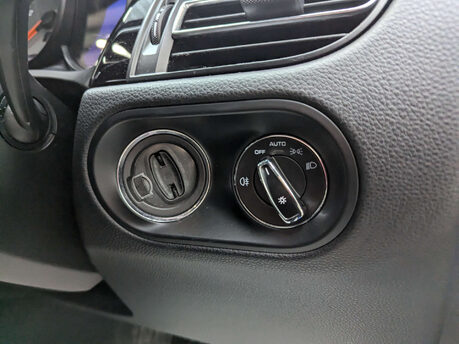 Porsche Macan 3.0 Macan S Semi-Auto 4WD 5dr 82