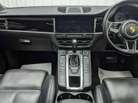 Porsche Macan 3.0 Macan S Semi-Auto 4WD 5dr 84