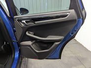 Porsche Macan 3.0 Macan S Semi-Auto 4WD 5dr 67