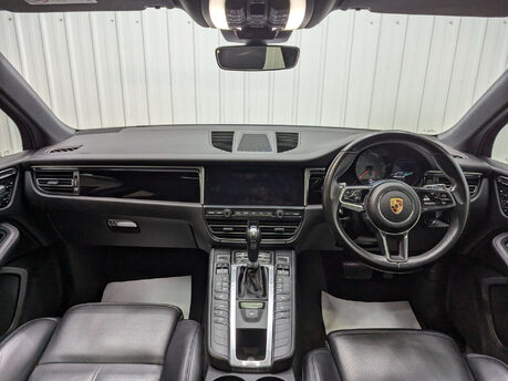 Porsche Macan 3.0 Macan S Semi-Auto 4WD 5dr 49