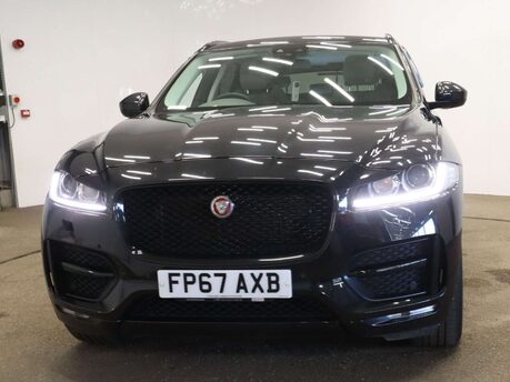 Jaguar F-Pace 2.0 F-PACE R-Sport D Auto 5dr 8
