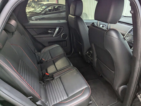 Land Rover Discovery Sport 1.5 Discovery Sport R-Dynamic SE P300e Auto 4WD 5dr 62