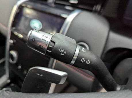 Land Rover Discovery Sport 1.5 Discovery Sport R-Dynamic SE P300e Auto 4WD 5dr 74