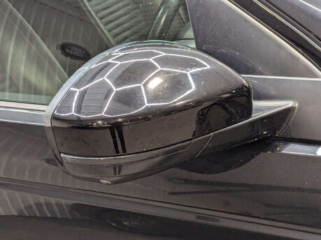 Land Rover Discovery Sport 1.5 Discovery Sport R-Dynamic SE P300e Auto 4WD 5dr 26