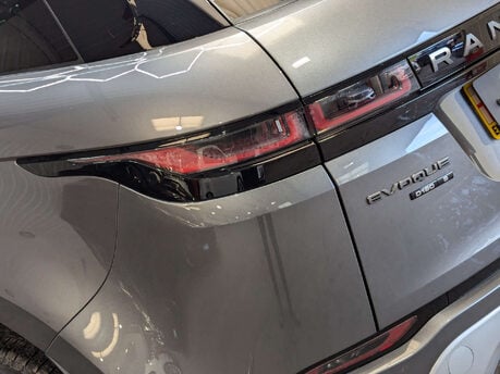 Land Rover Range Rover Evoque 2.0 Range Rover Evoque R-Dynamic S D Auto 4WD 5dr 43