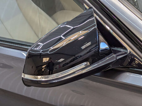 BMW 3 Series 2.0 330i M Sport Shadow Edition Auto 5dr 26