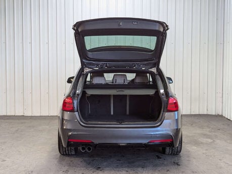 BMW 3 Series 2.0 330i M Sport Shadow Edition Auto 5dr 44