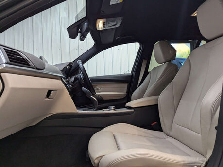 BMW 3 Series 2.0 330i M Sport Shadow Edition Auto 5dr 59