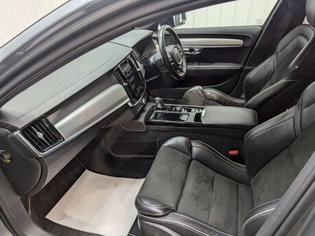 Volvo V90 2.0 V90 R-Design+ T8 PHEV AWD Auto 4WD 5dr 54