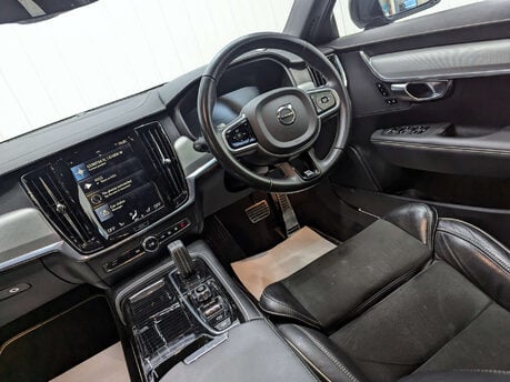 Volvo V90 2.0 V90 R-Design+ T8 PHEV AWD Auto 4WD 5dr 47