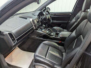 Porsche Cayenne 3.0 Cayenne V6 D Tiptronic 4WD 5dr 54