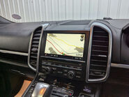 Porsche Cayenne 3.0 Cayenne V6 D Tiptronic 4WD 5dr 84