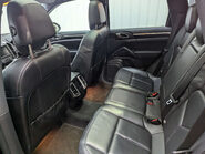 Porsche Cayenne 3.0 Cayenne V6 D Tiptronic 4WD 5dr 66