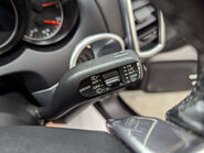 Porsche Cayenne 3.0 Cayenne V6 D Tiptronic 4WD 5dr 78