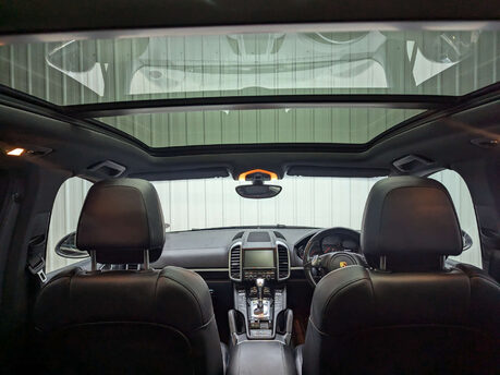 Porsche Cayenne 3.0 Cayenne V6 D Tiptronic 4WD 5dr 2