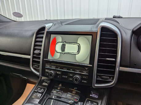 Porsche Cayenne 3.0 Cayenne V6 D Tiptronic 4WD 5dr 85