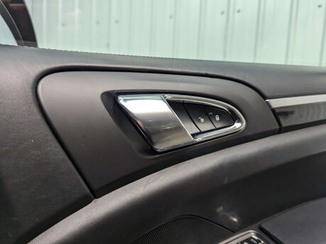 Porsche Cayenne 3.0 Cayenne V6 D Tiptronic 4WD 5dr 81