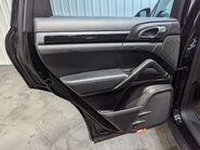 Porsche Cayenne 3.0 Cayenne V6 D Tiptronic 4WD 5dr 70