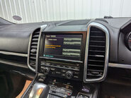 Porsche Cayenne 3.0 Cayenne V6 D Tiptronic 4WD 5dr 87