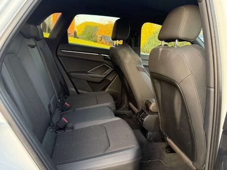 Audi Q3 1.5 Q3 S Line 35 TFSI 5dr 23