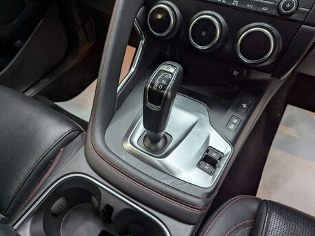 Jaguar E-Pace 2.0 E-Pace Chequered Flag D AWD Auto 4WD 5dr 92