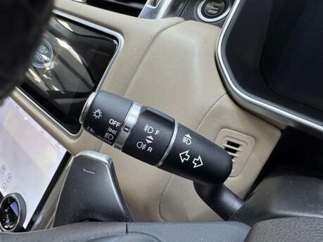 Land Rover Range Rover Sport 3.0 Range Rover Sport HSE Dynamic SDV6 Auto 4WD 5dr 70