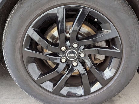 Land Rover Discovery 3.0 Discovery HSE TD6 Auto 4WD 5dr 30