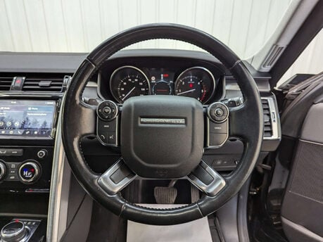 Land Rover Discovery 3.0 Discovery HSE TD6 Auto 4WD 5dr 76