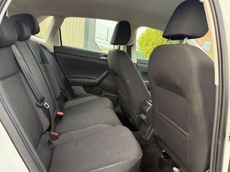 Volkswagen Polo 1.0 Polo Life TSi 5dr 23