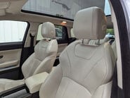 Land Rover Range Rover Evoque 2.0 Range Rover Evoque HSE Dynamic Si4 Auto 4WD 5dr 57