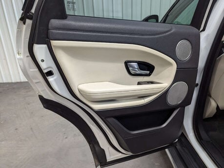 Land Rover Range Rover Evoque 2.0 Range Rover Evoque HSE Dynamic Si4 Auto 4WD 5dr 70