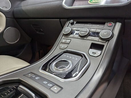 Land Rover Range Rover Evoque 2.0 Range Rover Evoque HSE Dynamic Si4 Auto 4WD 5dr 93