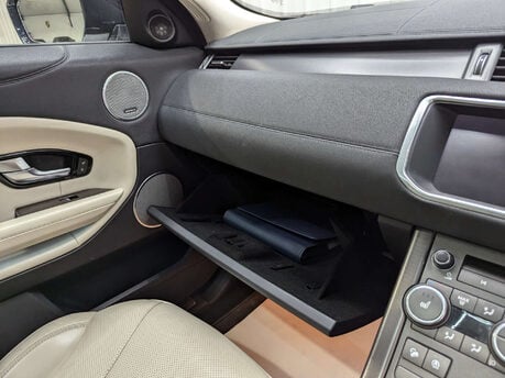 Land Rover Range Rover Evoque 2.0 Range Rover Evoque HSE Dynamic Si4 Auto 4WD 5dr 95