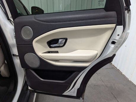 Land Rover Range Rover Evoque 2.0 Range Rover Evoque HSE Dynamic Si4 Auto 4WD 5dr 65