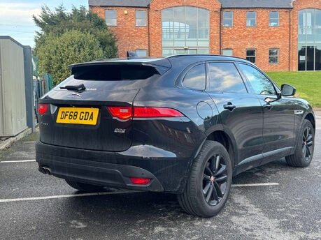 Jaguar F-Pace 2.0 F-Pace R-Sport AWD D Auto 4WD 5dr 21