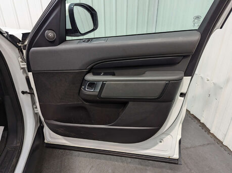 Land Rover Discovery 3.0 Discovery S TD6 Auto 4WD 52