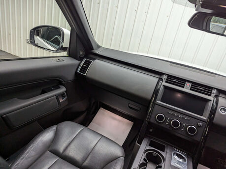 Land Rover Discovery 3.0 Discovery S TD6 Auto 4WD 45