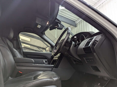 Land Rover Discovery 3.0 Discovery S TD6 Auto 4WD 48