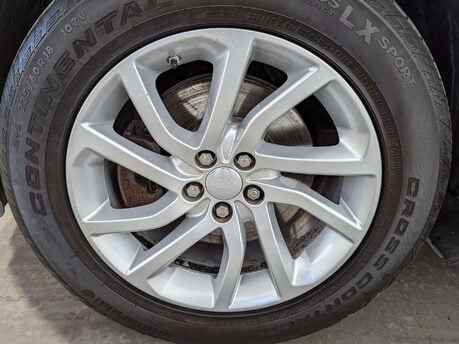 Land Rover Discovery Sport 2.0 Discovery Sport SE Tech TD4 4WD 5dr 31