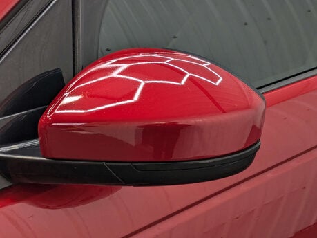 Land Rover Discovery Sport 2.0 Discovery Sport SE Tech TD4 4WD 5dr 30