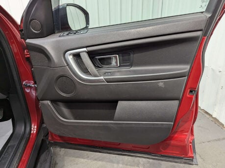 Land Rover Discovery Sport 2.0 Discovery Sport SE Tech TD4 4WD 5dr 55