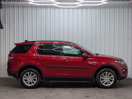 Land Rover Discovery Sport 2.0 Discovery Sport SE Tech TD4 4WD 5dr 14