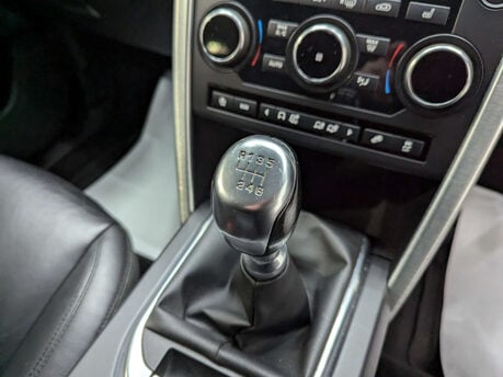 Land Rover Discovery Sport 2.0 Discovery Sport SE Tech TD4 4WD 5dr 91