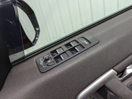 Land Rover Discovery Sport 2.0 Discovery Sport SE Tech TD4 4WD 5dr 80