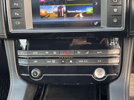 Jaguar F-Pace 3.0 F-Pace V6 S AWD D Auto 4WD 5dr 14